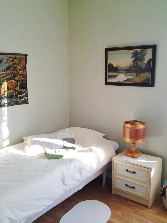Christinas Gaestgifveri B&B Ervalla Extérieur photo